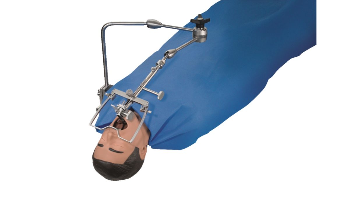 Otomedic cede el retractor bucal Olympus FK-WO en una formación ...